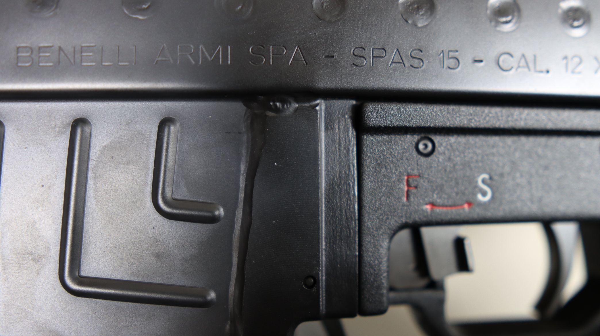 Benelli / Franchi SPAS-15 Dual Mode Combat Shotgun